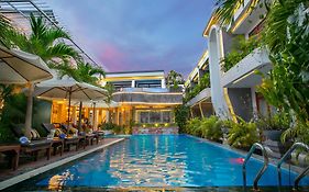 Cambana La Riviere Hotel